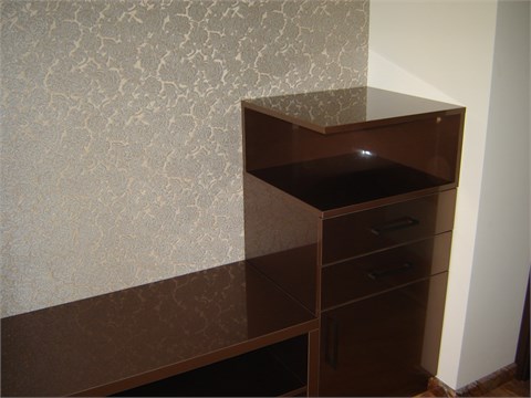 Примеры применения глянцевых МДФ-плит NOBILE.Много глянца для мебели в прихожую.