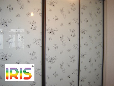 IRISДекоративные плёнки IRIS7118A White with black flower  - раздвижные двери.