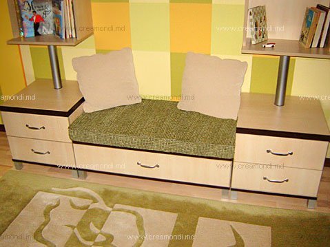 Мебель для детскойДетская. Удобный диванчик совмещен с тумбочками