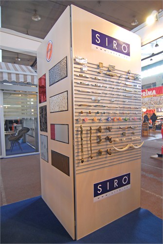Creamondi на выставке CityBuild-09Стенд с мебельными ручками SIRO