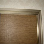 Alustil Примеры применения алюминиевых профилей Торцевая планка для облицовки проёма дверей.