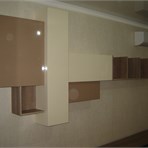 NOBILE Примеры применения глянцевых МДФ-плит NOBILE. Глянцевая мебель для зоныя ТВ.